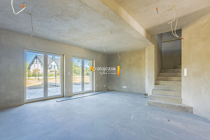Bliźniak w stanie deweloperskim  działka 550 m² - Juszkowo