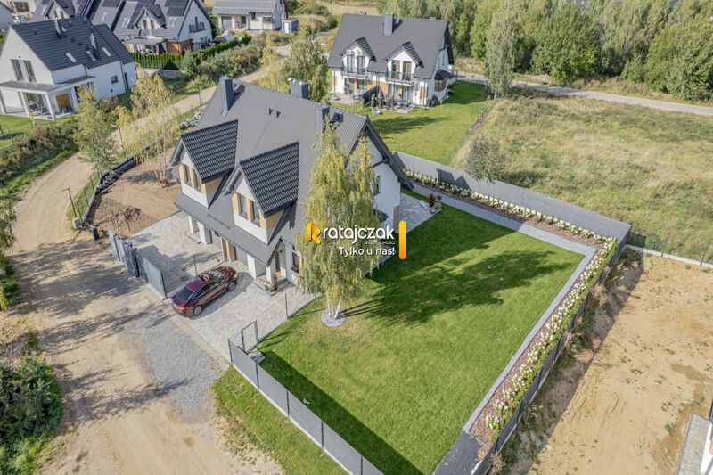 Bliźniak w stanie deweloperskim  działka 550 m² - Juszkowo