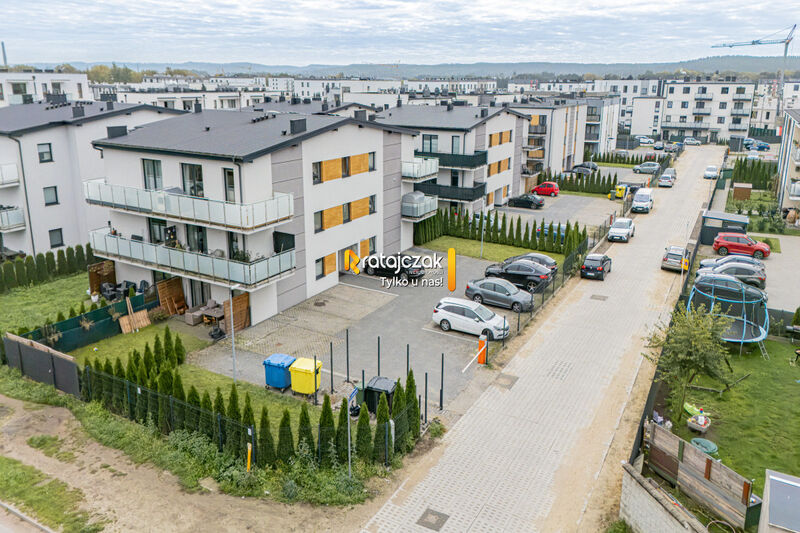 styl Glamur   dwa pokoje gotowe do wejścia. - Bolszewo