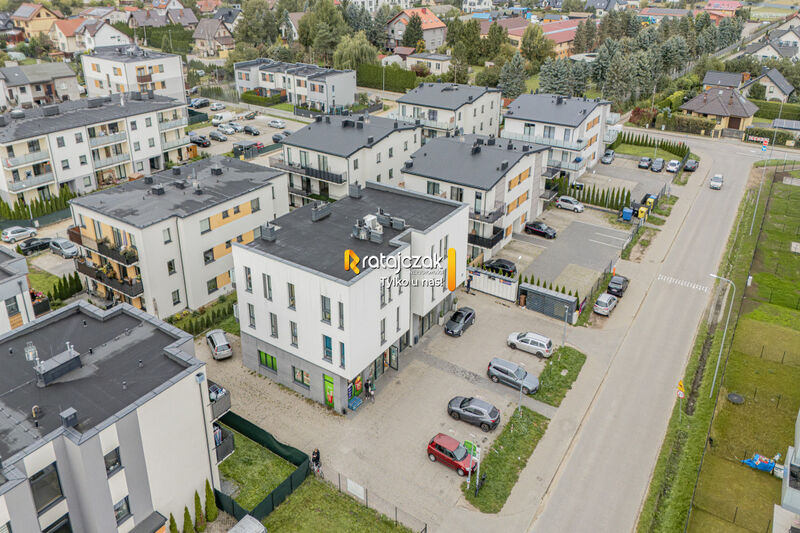styl Glamur   dwa pokoje gotowe do wejścia. - Bolszewo
