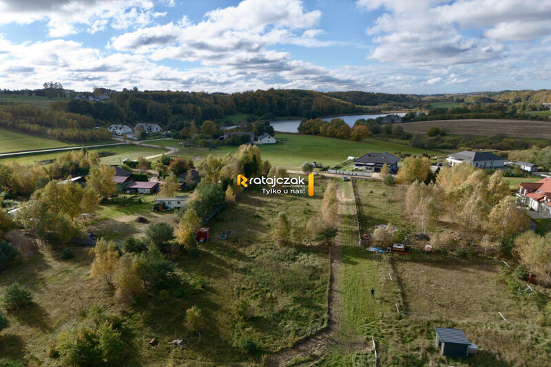 Urokliwa działka budowlana 1001 m² w Warznie - Warzno