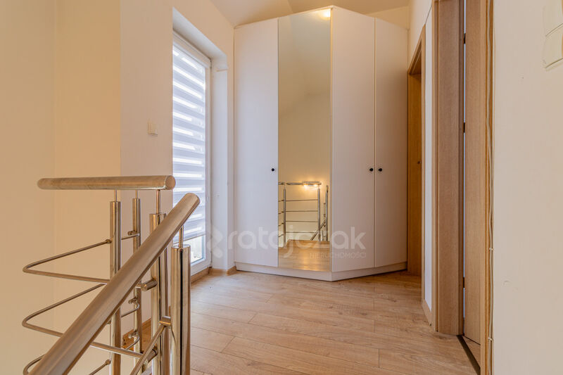 dwupoziomowe | dwie łazienki | taras | z garażem - Reda