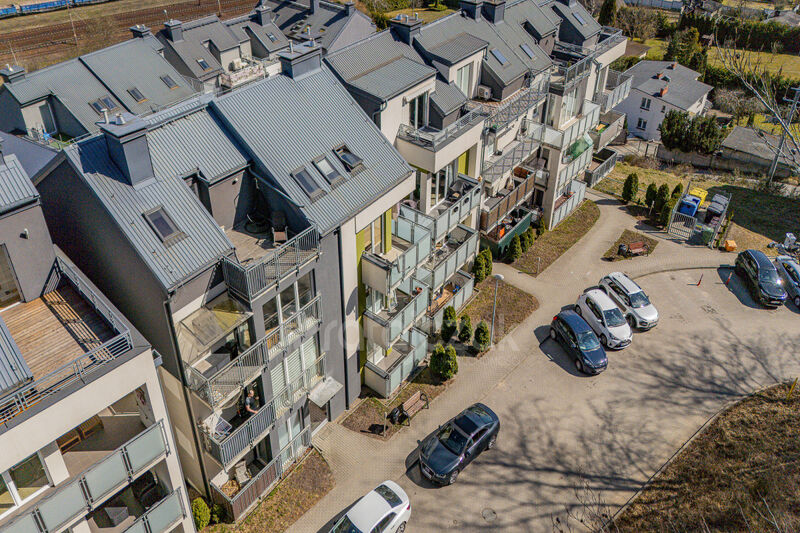 dwupoziomowe | dwie łazienki | taras | z garażem - Reda