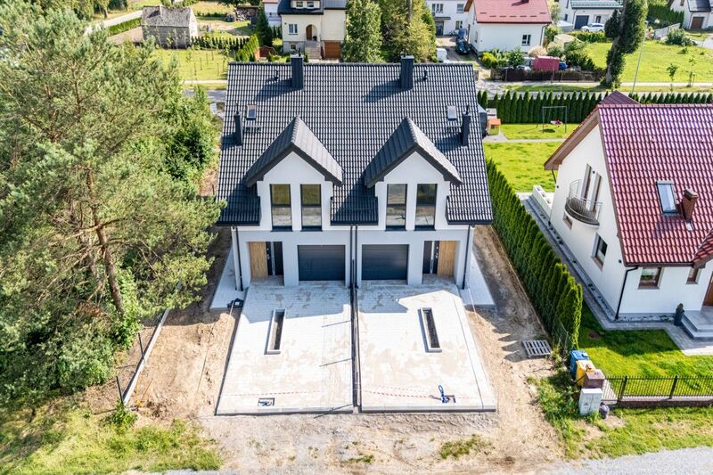 Centrum|5 pokoi| Garaż|Szkoła 900m|Wysoki Standard - Kębłowo