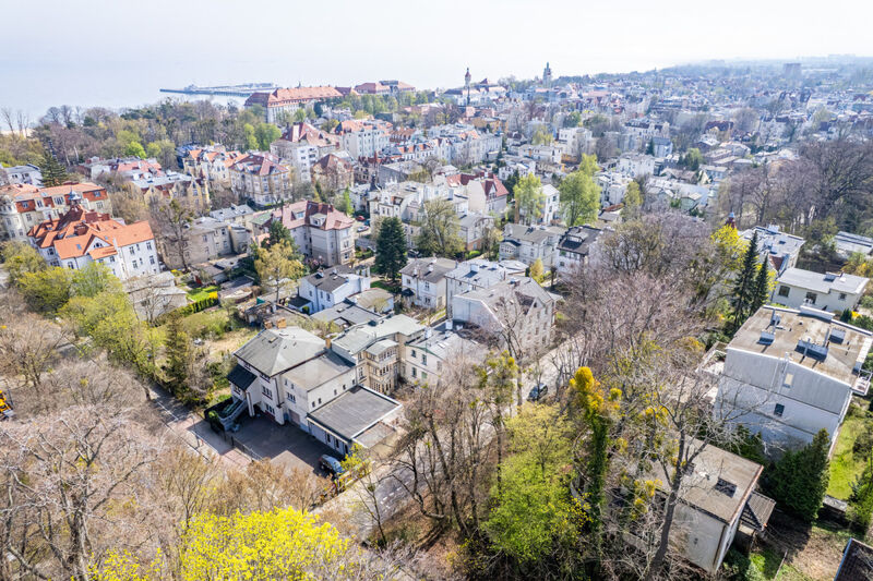 Działki z 2 domami z potencjałem | 751 m² - Sopot