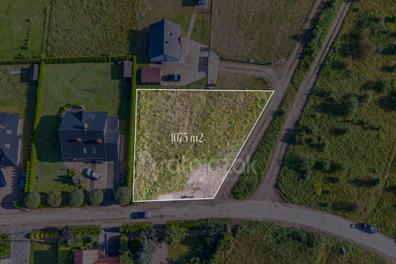 Mieszkanie na sprzedaż w Tuchom, Szkolna   - 1075.00 m2