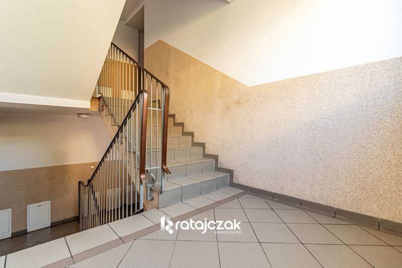 PARTER | 1 POK | WEJHEROWO | 2004 ROK | POD KLUCZ - Wejherowo