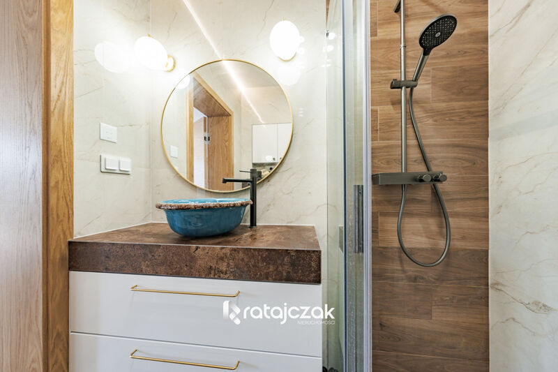 Nowoczesny dom z dużym ogrodem w Chwaszczynie - Chwaszczyno