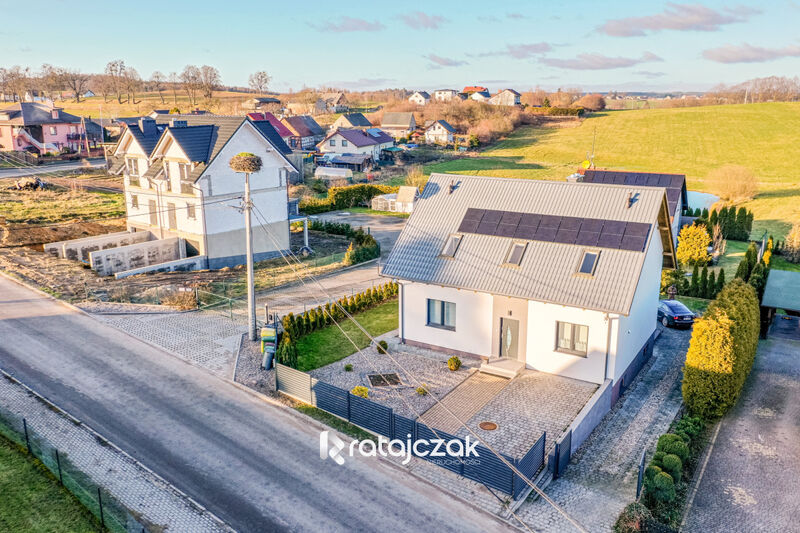 Dom wolnostojący z garażem | fotowoltaika | pellet - Barłomino