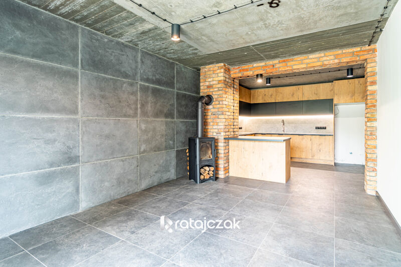 Przestronne  od południa  z ogródkiem. Styl Loft - Lębork
