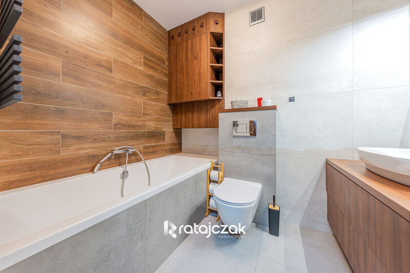 Spokojna okolica | 4 pokoje | 2 prywatne miejsca - Banino