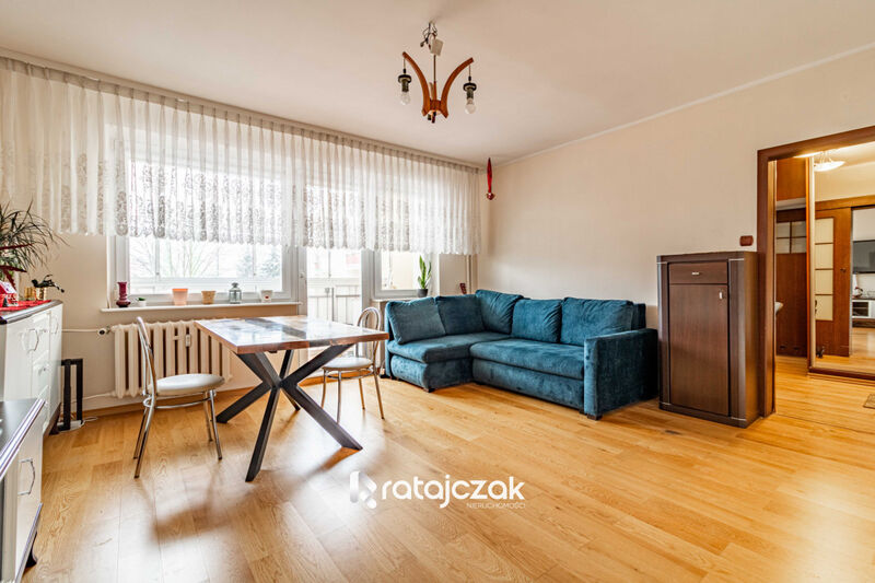 Dwa pokoje Bliskość komunikacji. - Gdańsk