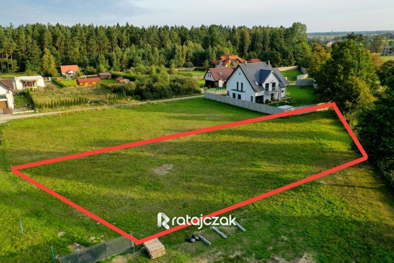 Działka budowlana nad morzem  1248 m2  z mediami - Karwieńskie Błoto Pierwsze