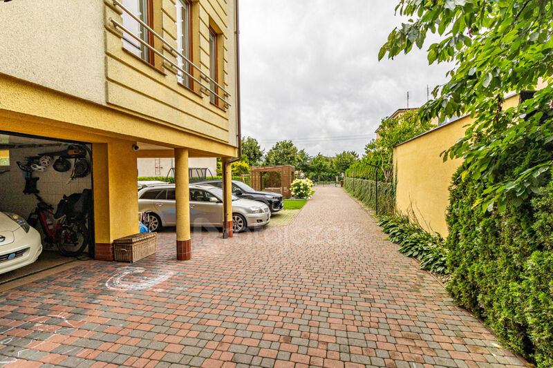 Mieszkanie  Rumia   83 m² - Rumia