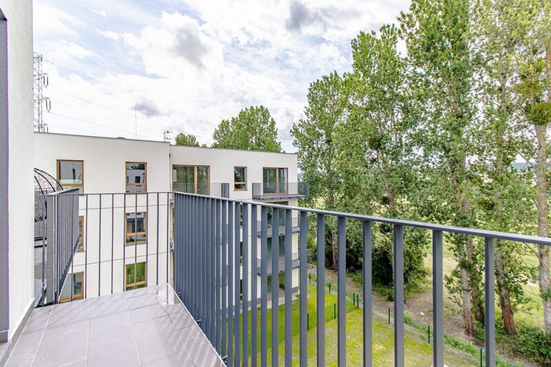 2 pokoje | 43 35 m2 | 3 piętro | hala garażowa | - Rumia